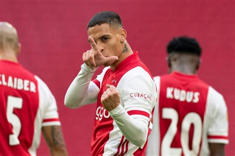 Ajax transfergerüchte